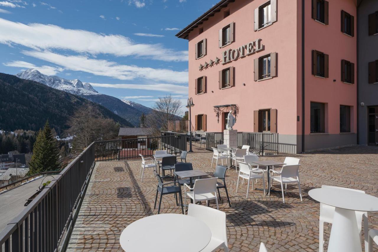 Hotel Garni Cristallo Ponte Di Legno Luaran gambar